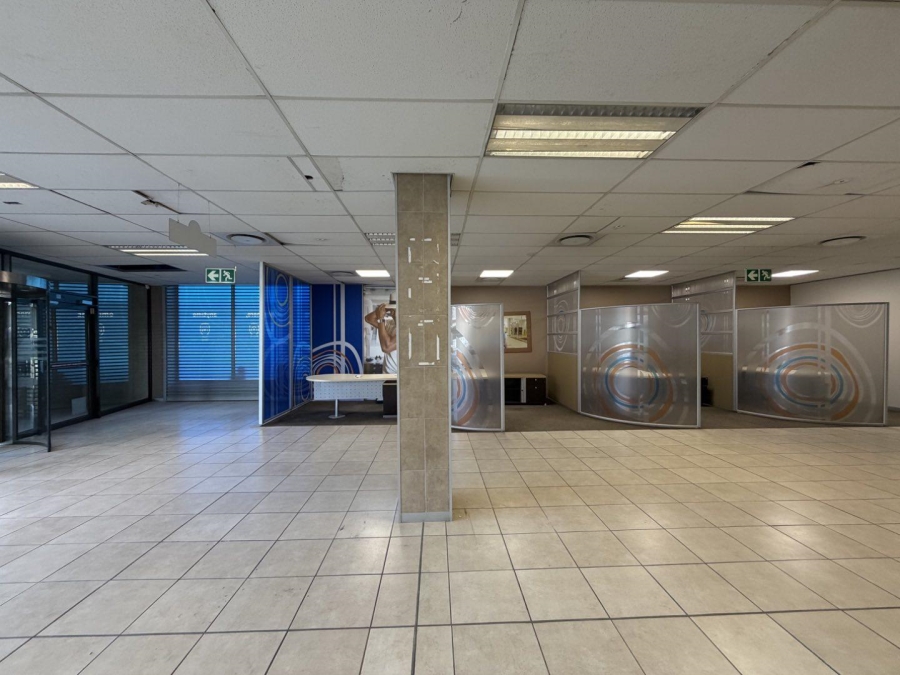 To Let commercial Property for Rent in Woodstock Western Cape